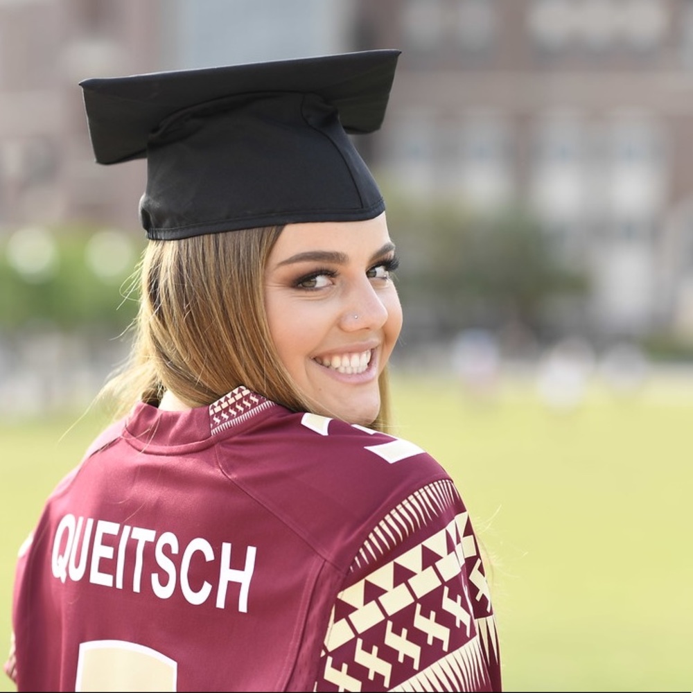 Meet your Posher, Averie